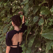 Load image into Gallery viewer, THE NUMA LINEN TOP- PRE ORDER